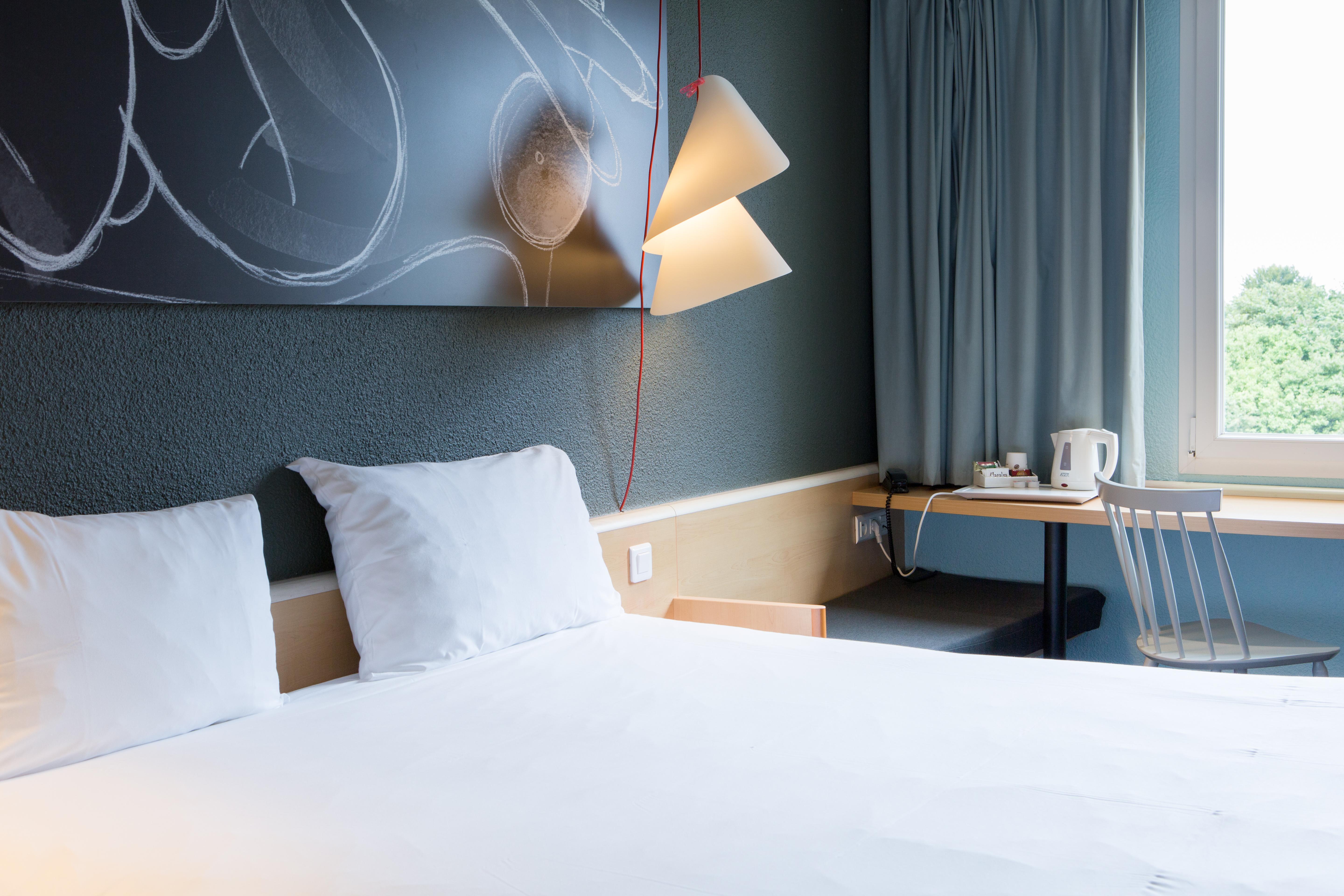 Ibis Cherbourg La Glacerie Экстерьер фото