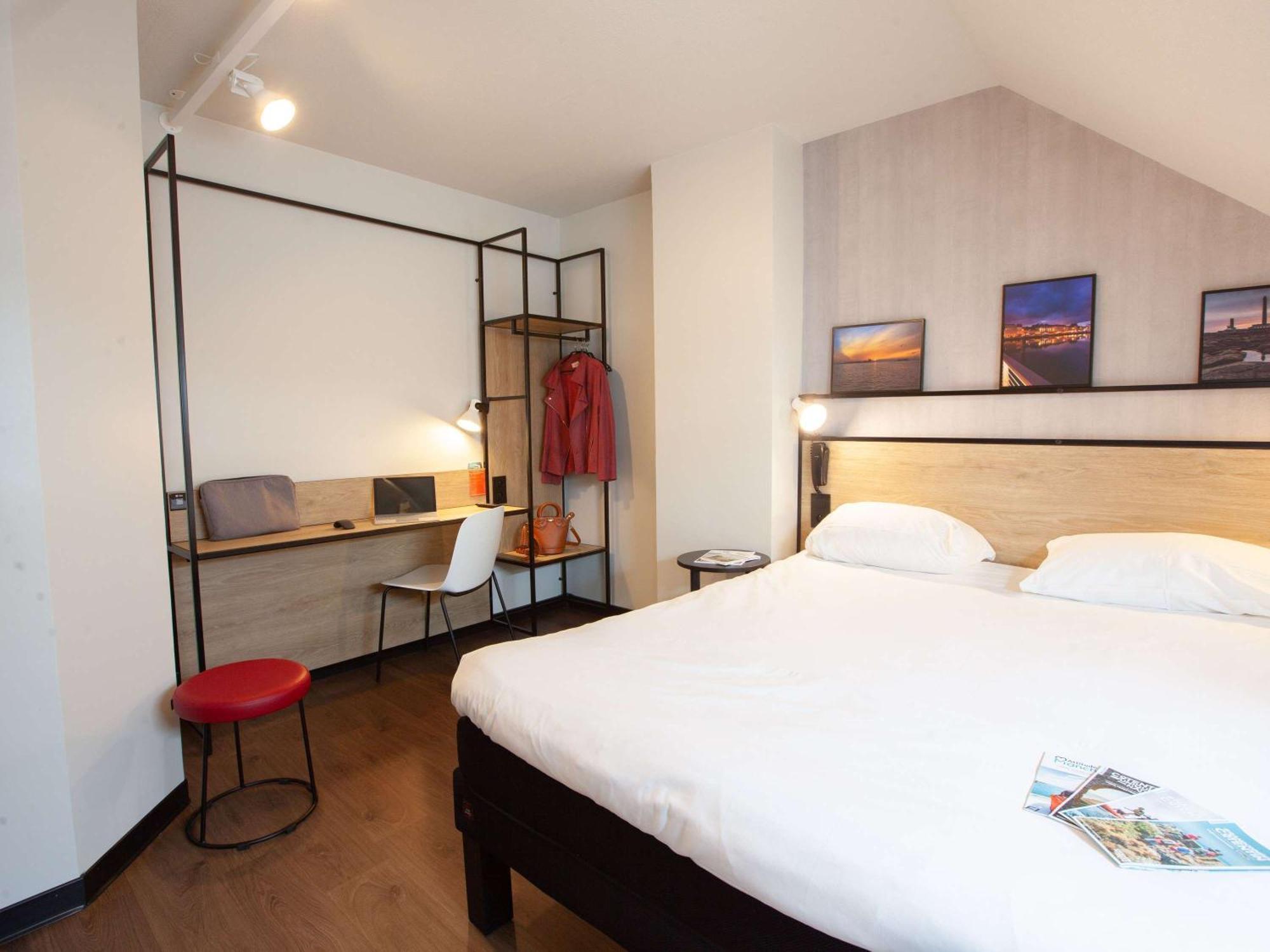 Ibis Cherbourg La Glacerie Экстерьер фото